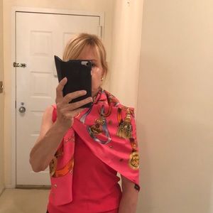 Large 100% Silk Beautiful Scarf